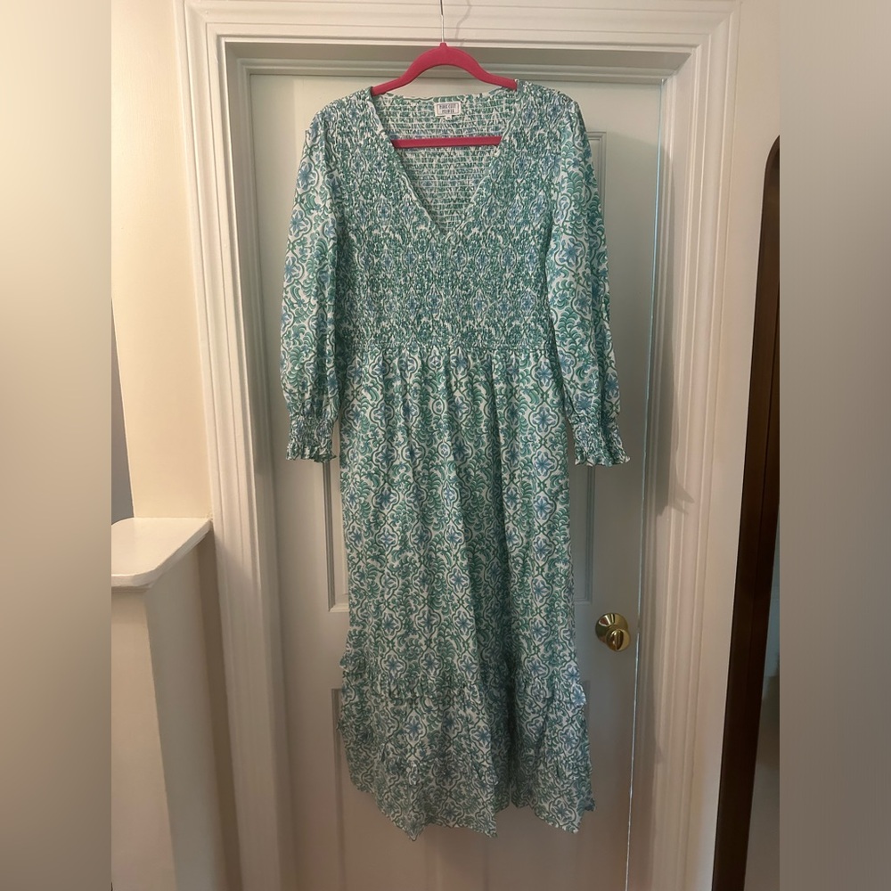 Mint trellis v neck dress (Tuckernuck)